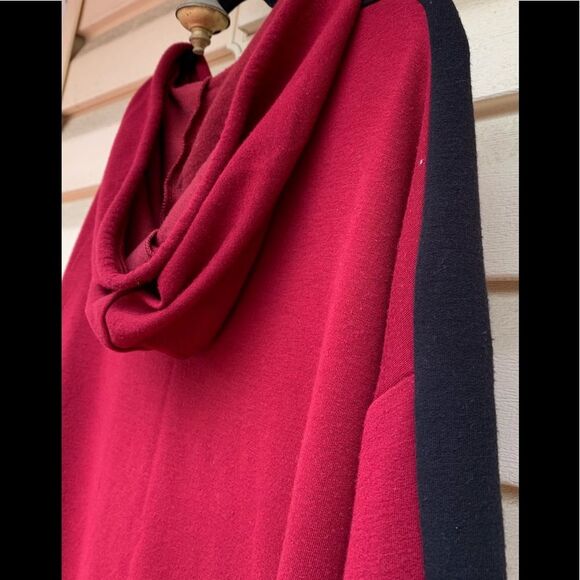 No Boundaries dark red hooded long sleeved sweater, drawstring, dream print, S - Picture 9 of 10